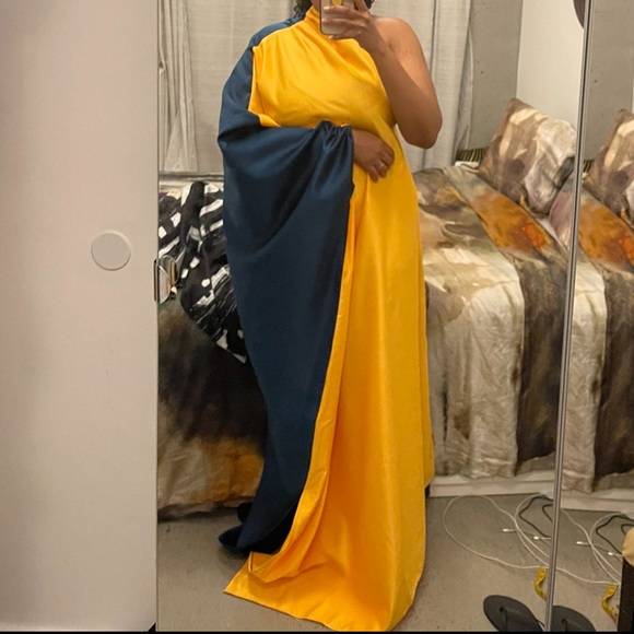 ONE SIZE 2 WAY off shoulder dress sz. 0-18 - Picture 8 of 16